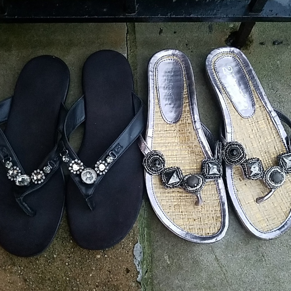 Lot of 2 pairs jeweled sandals